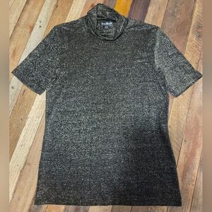 Sao Paulo | Blsck & Gold Fitted Turtleneck Tee, Ptp 18''